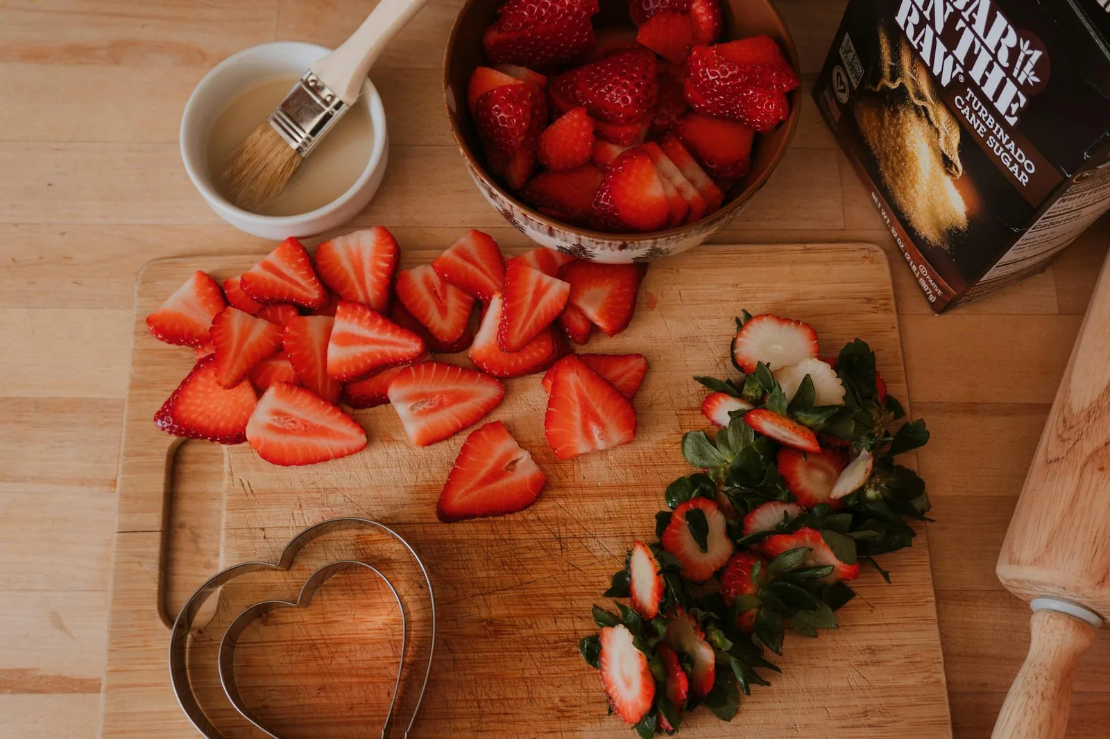 Harja auttaa erityisesti juureksissa, sitruksissa ja kovakuorisissa tuotteissa, joista lika tarttuu pintaan tiukemmin.