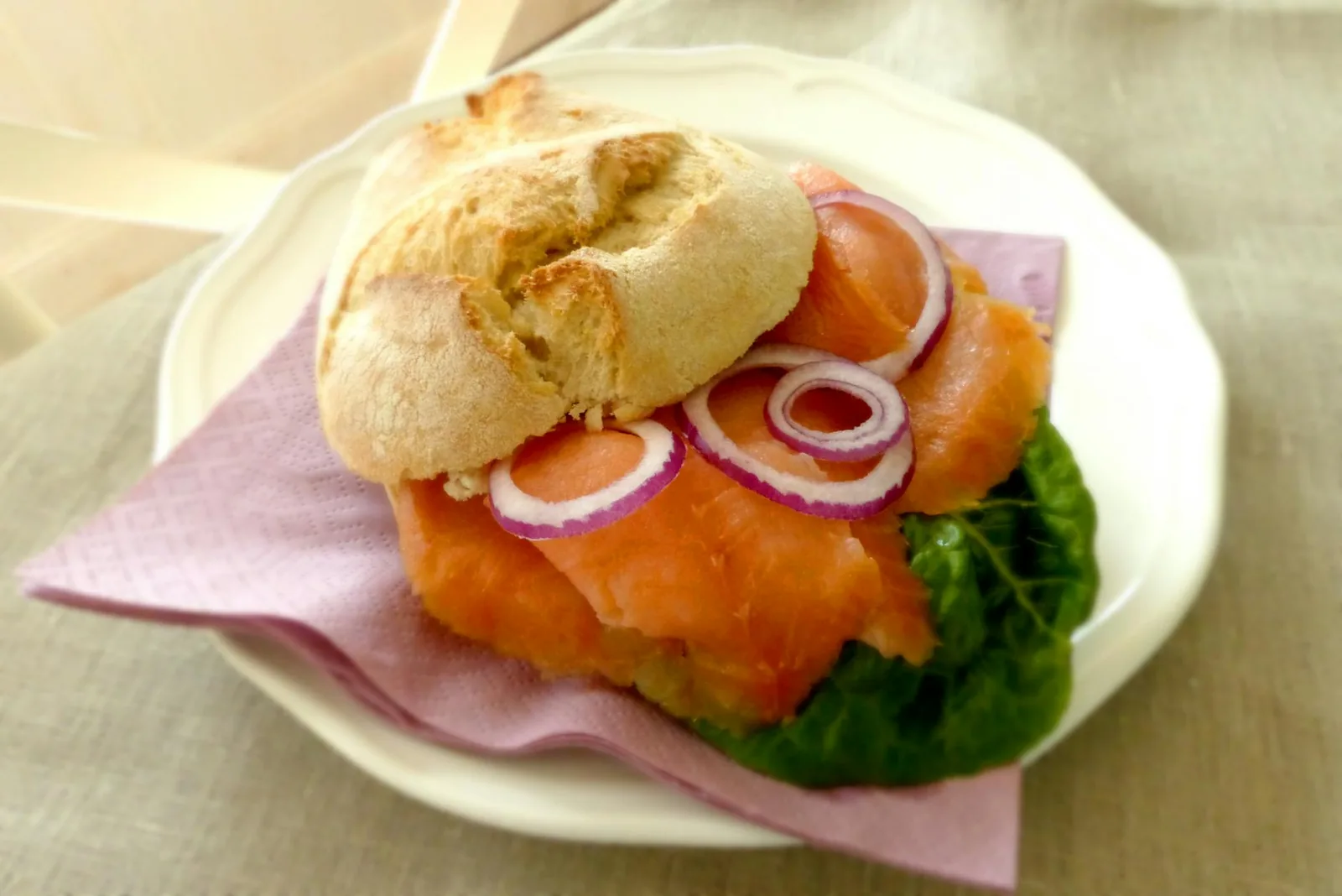 Proteiinipitoinen voileipä sopii myös iltapalaksi