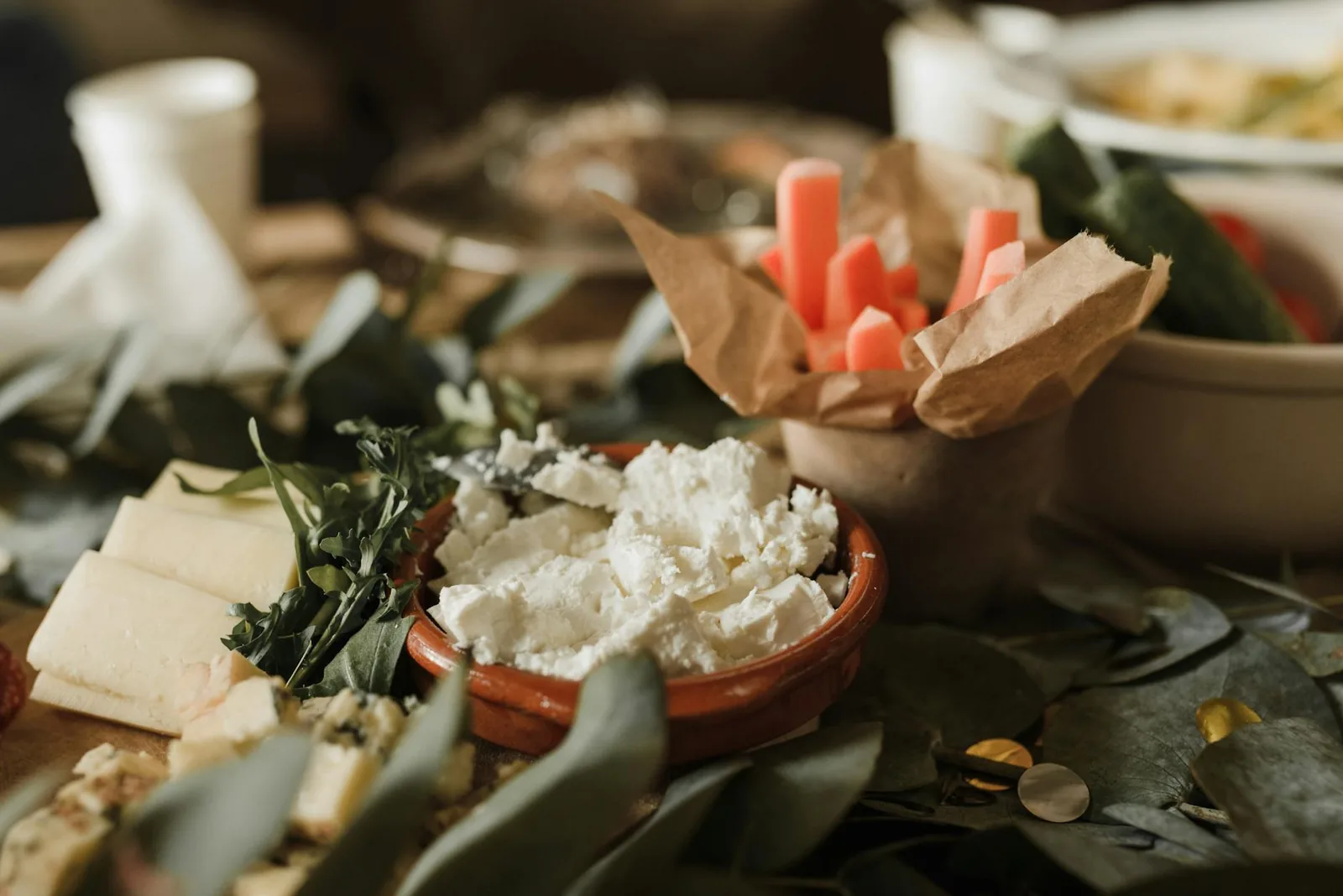 Raejuusto toimii parhaiten, kun sen ympärille rakentaa muutakin kuin pakollisen lusikallisen